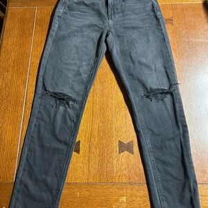 American Eagle Outfitters STRIGID Size 000 23 W Distressed Skinny Jeans